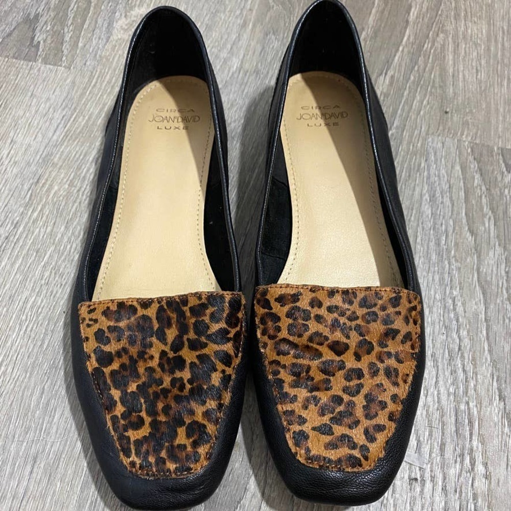Circa Joan and David Luxe Leather and Fur Leopard Print Shoes 6M